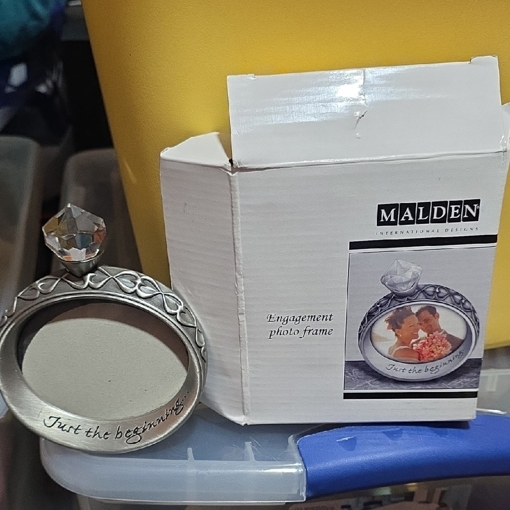 Malden Silver Engagement Photo Frame